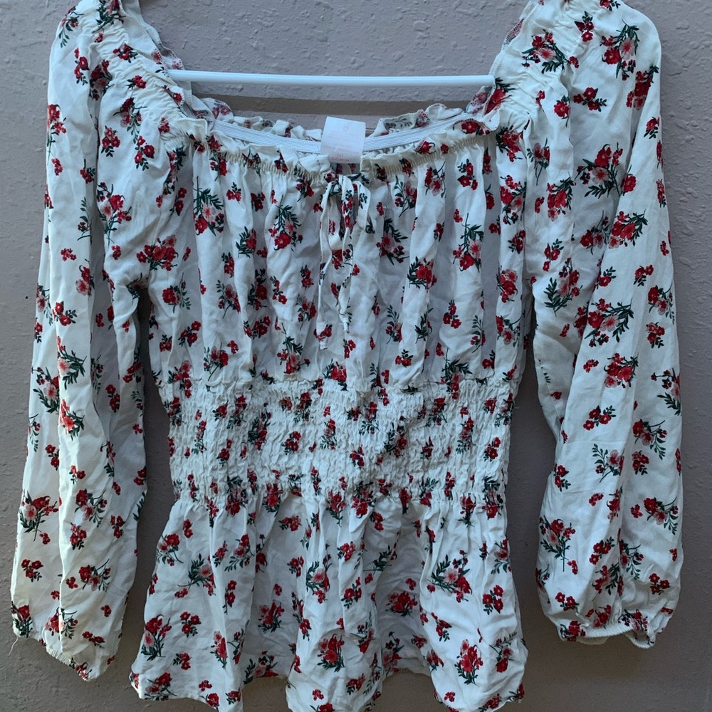 Off the Shoulder Top - Picture 2 of 2